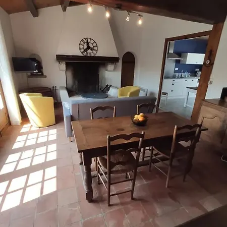 펜션 No B'elvi - Maison Situee A Epine - A 800 M L'Epine (Vendee)